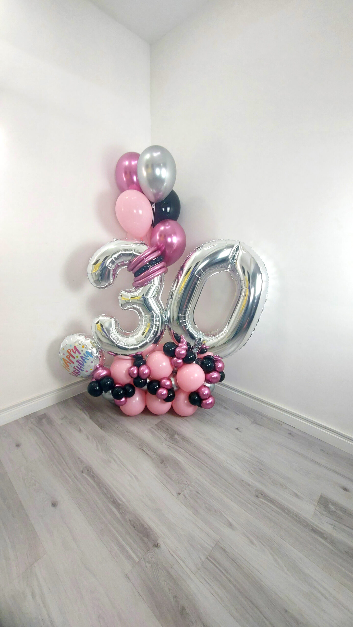 Deluxe Balloon Bouquet - Image 7